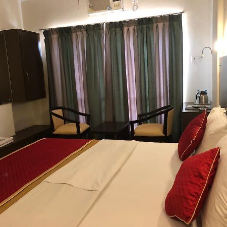 Resort Silver Hills Lonavala Bagian luar foto