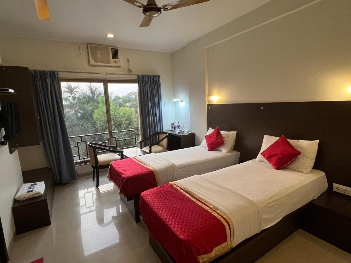 Resort Silver Hills Lonavala Bagian luar foto