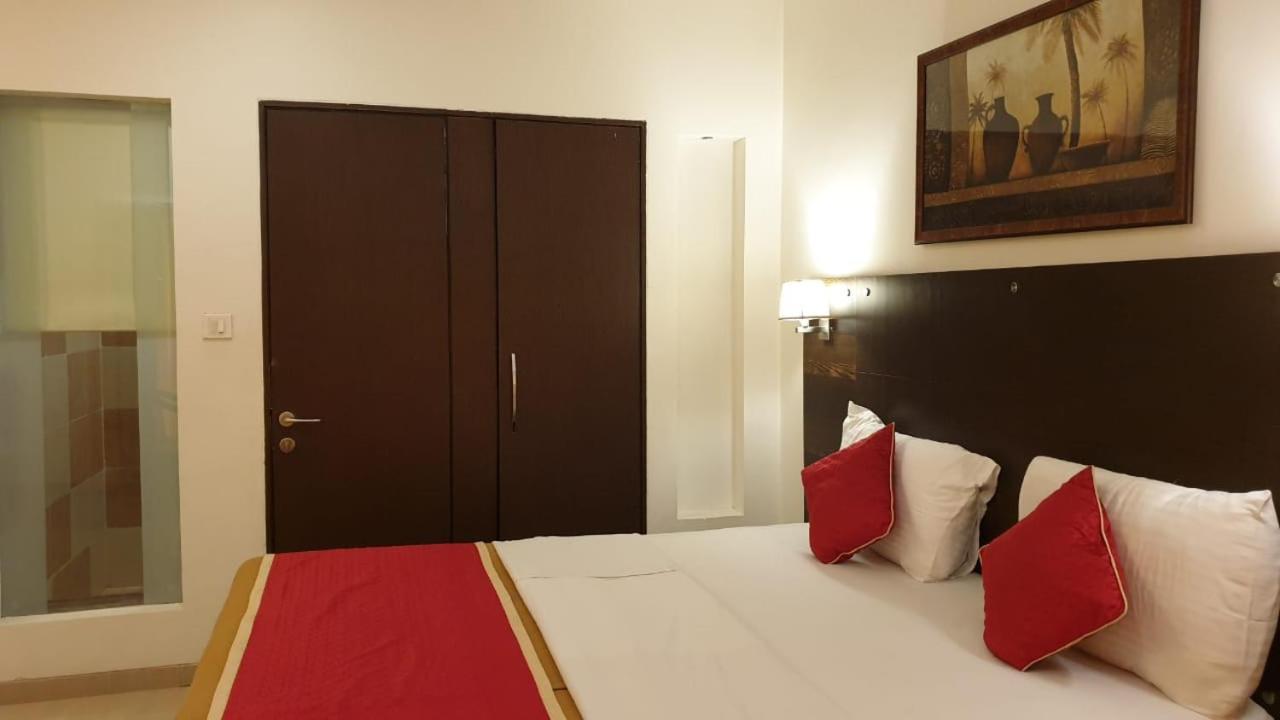 Resort Silver Hills Lonavala Bagian luar foto