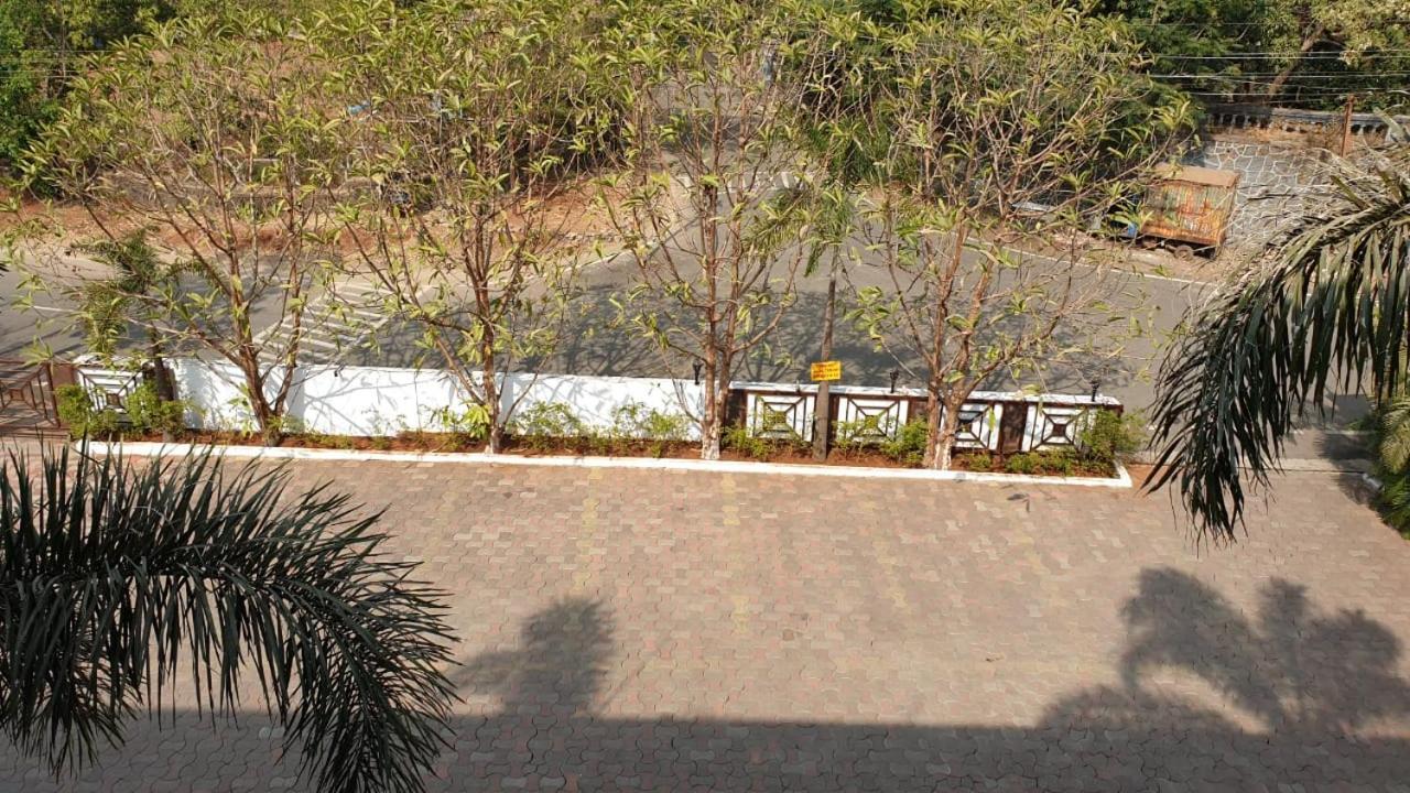 Resort Silver Hills Lonavala Bagian luar foto