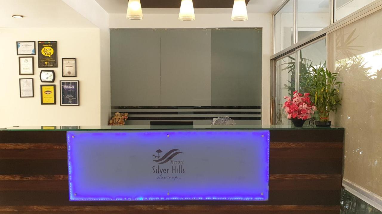 Resort Silver Hills Lonavala Bagian luar foto