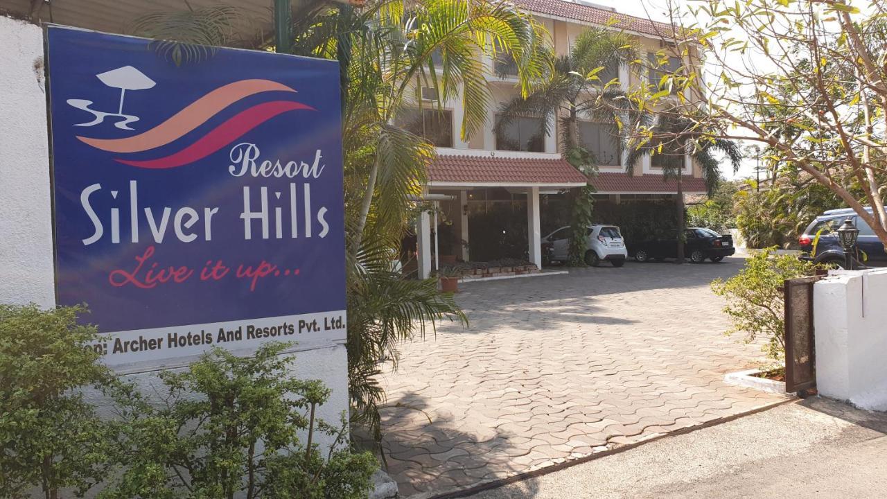 Resort Silver Hills Lonavala Bagian luar foto