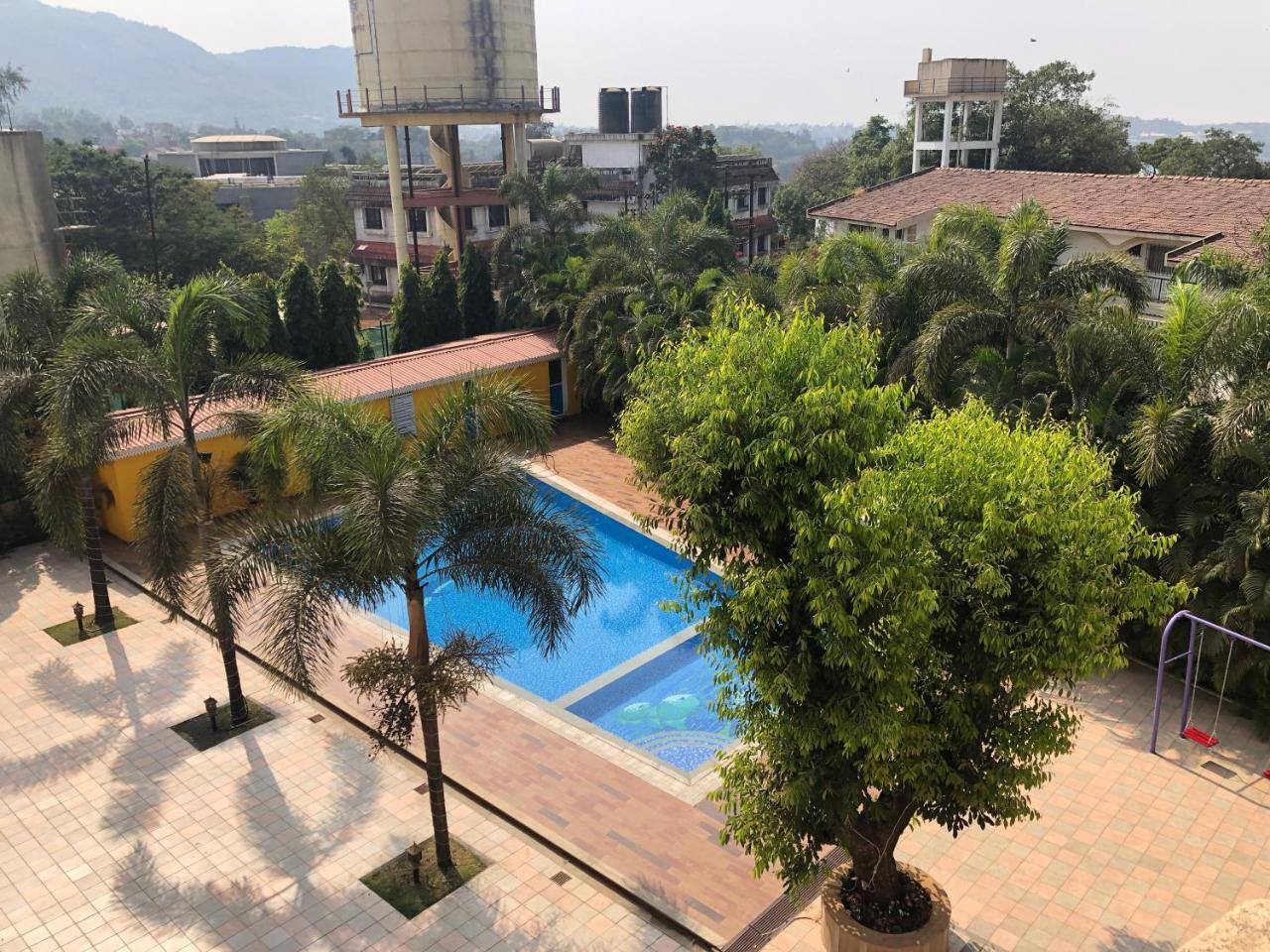 Resort Silver Hills Lonavala Bagian luar foto