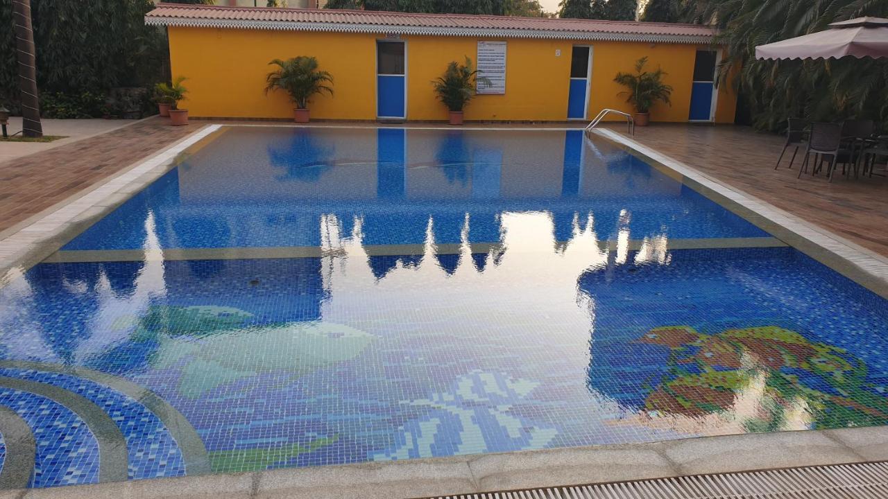 Resort Silver Hills Lonavala Bagian luar foto